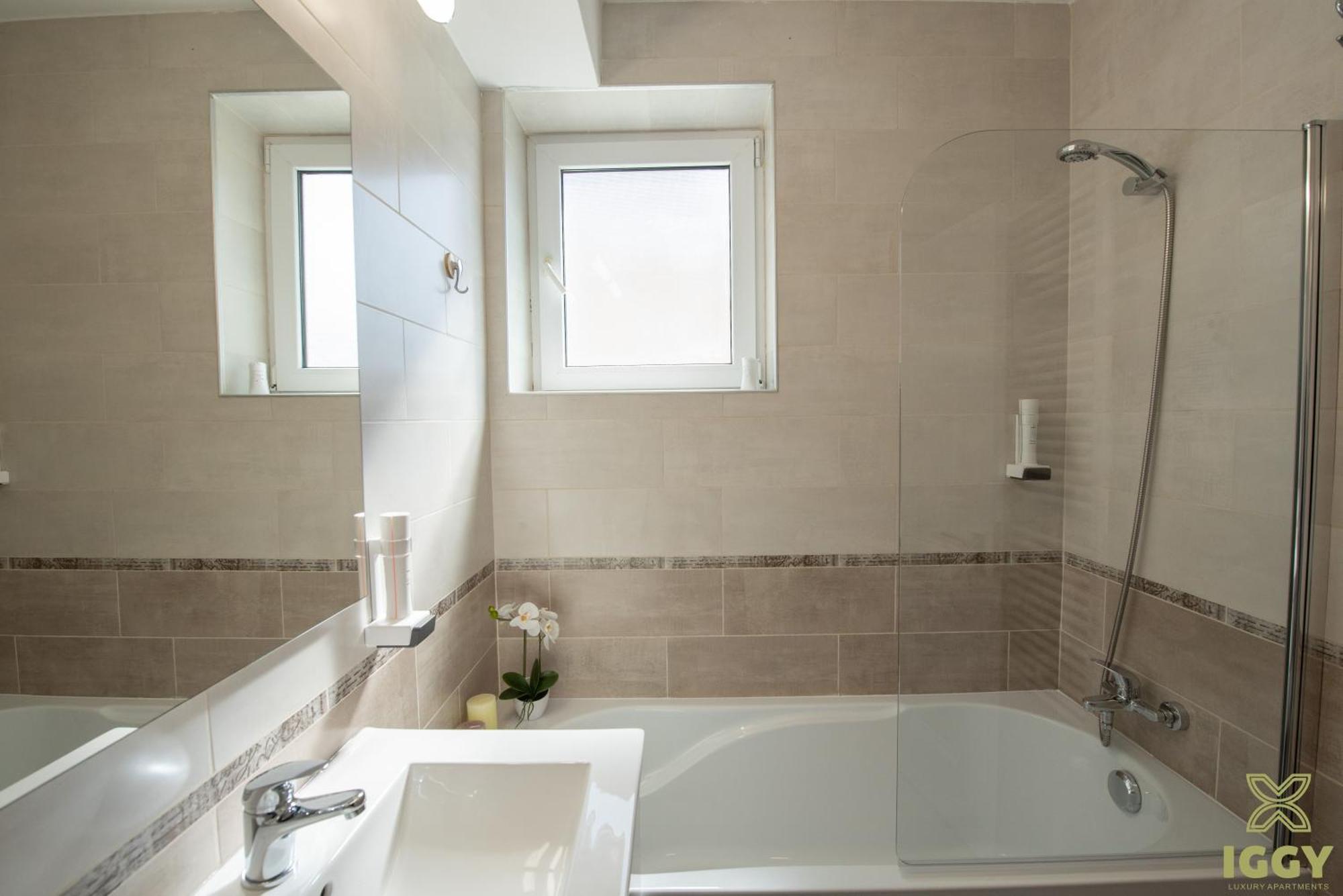 Iggy Premium Apartment Hunedoara Eksteriør billede
